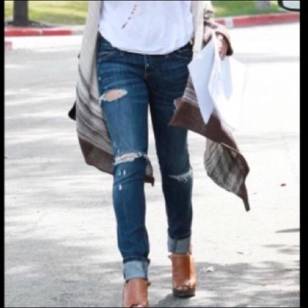 Current Elliott Destroyed Skinny Jeans